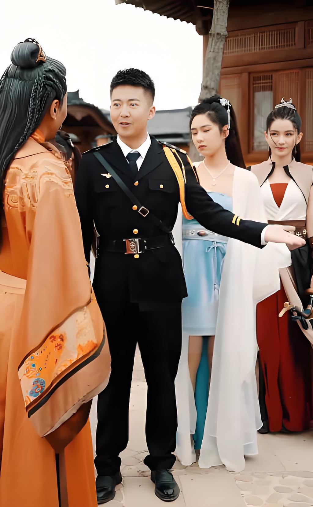 崛起从穿越当保安开始